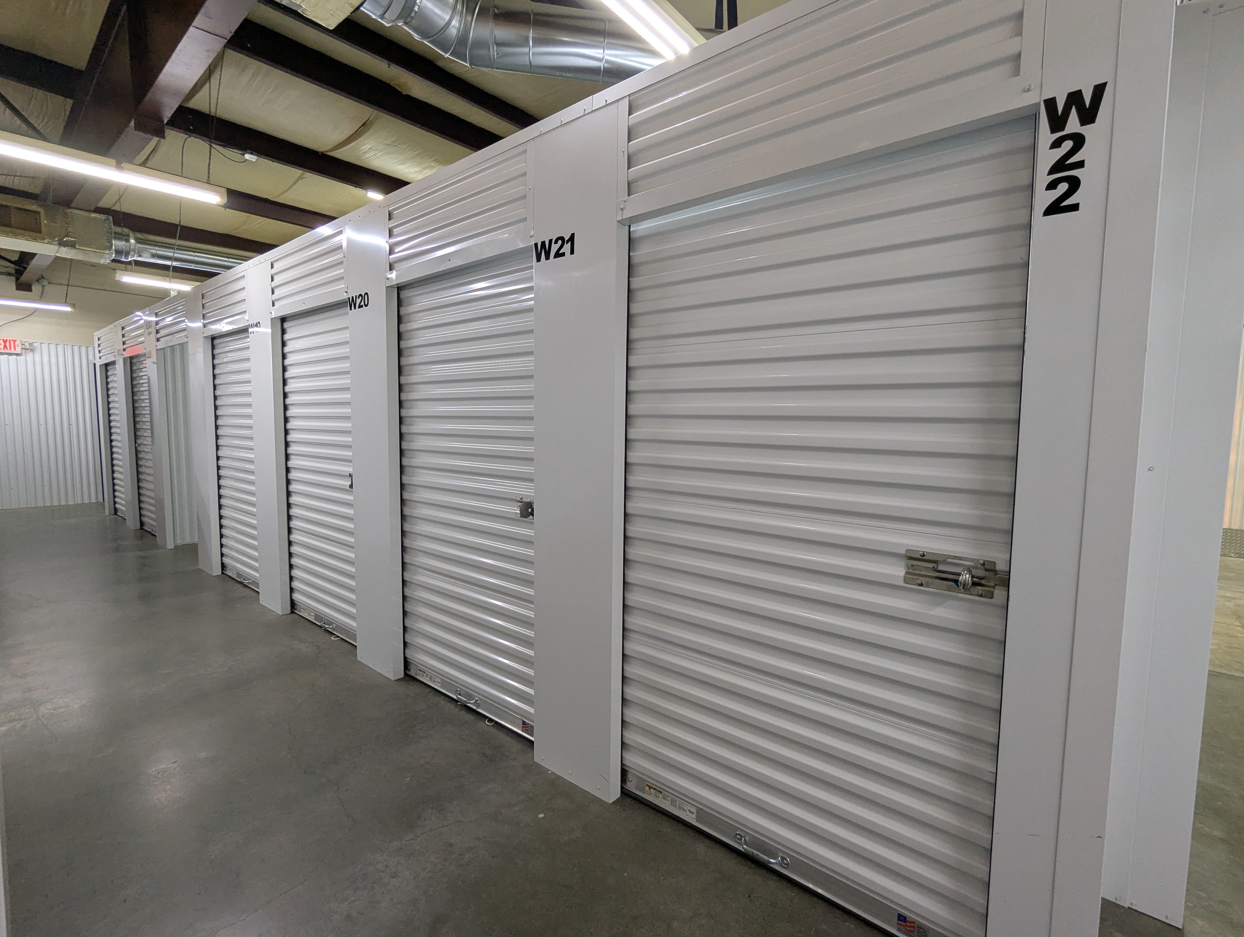 Climate-controlled storage hallway